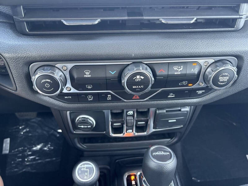 2025 Jeep Gladiator Sport