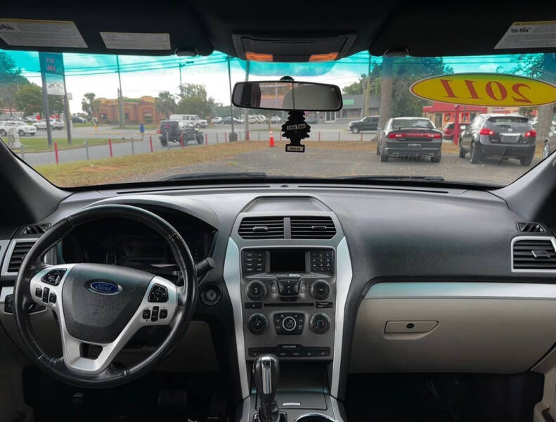 2011 Ford Explorer XLT