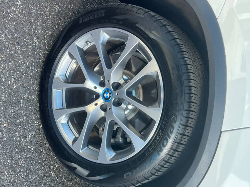 2025 BMW X5 xDrive50e