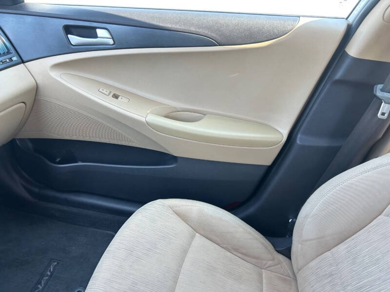 2011 Hyundai Sonata GLS