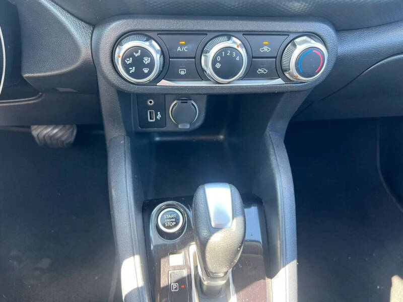 2021 Nissan Kicks S