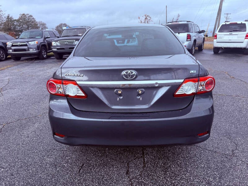 2013 Toyota Corolla LE