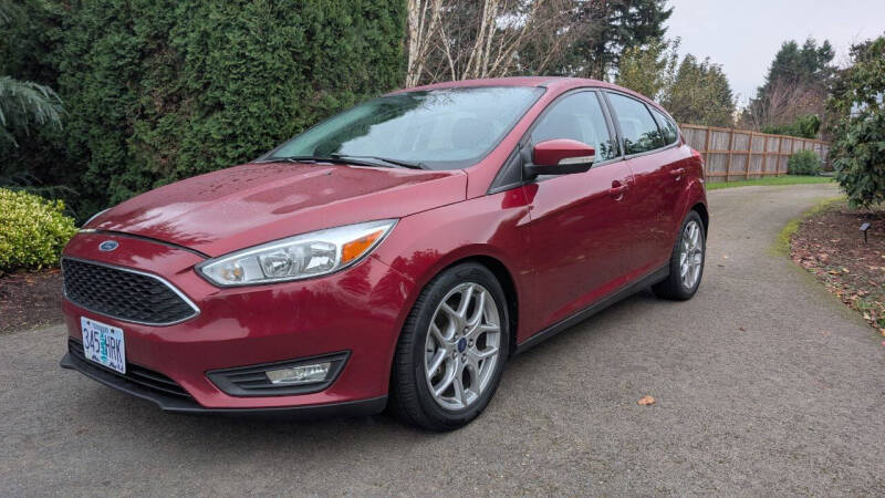 2015 Ford Focus SE's photo