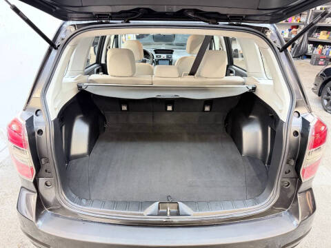 2016 Subaru Forester 2.5i