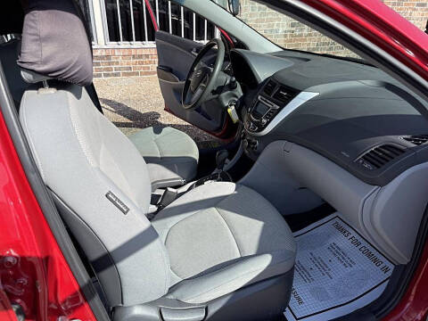 2013 Hyundai Accent GS