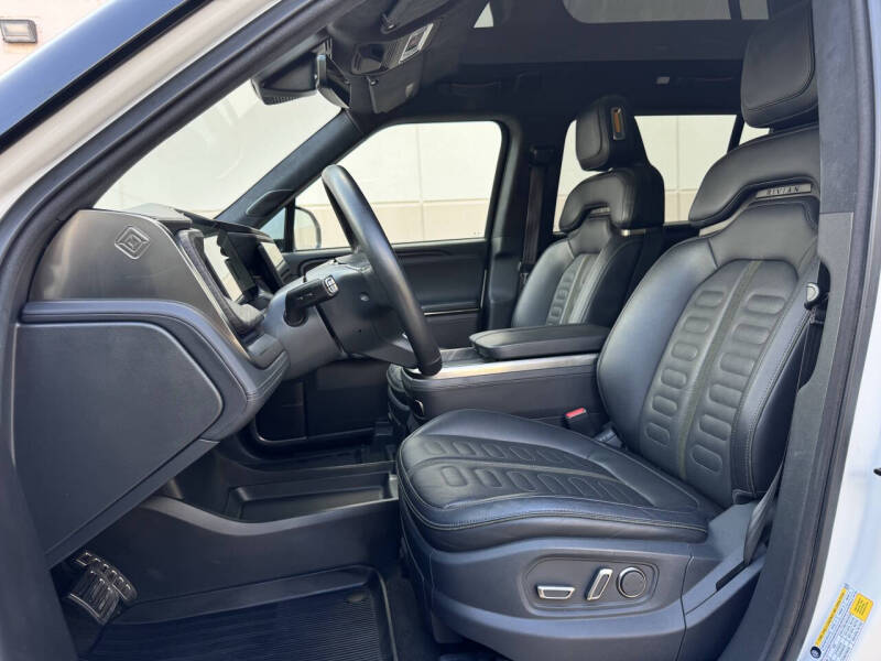 2022 Rivian R1S Launch Edition