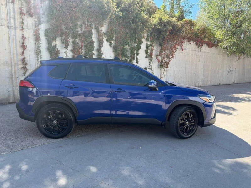 2024 Toyota Corolla Cross LE