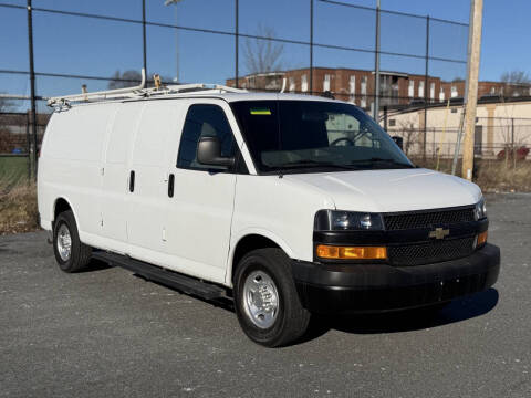 2019 Chevrolet Express 2500