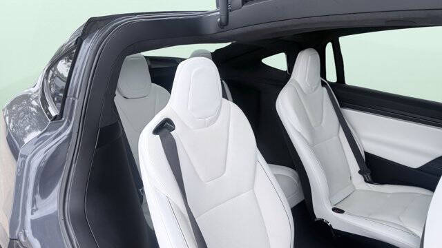 2022 Tesla Model X Plaid
