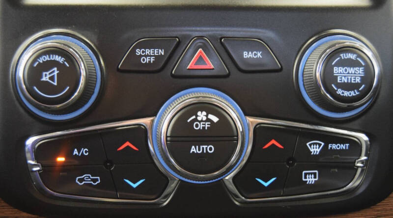 2016 RAM 1500 Laramie