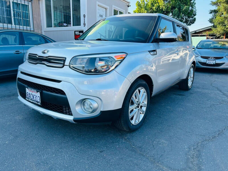2017 Kia Soul for sale at Ronnie Motors LLC in San Jose CA