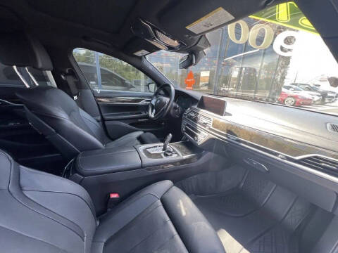 2017 BMW 7 Series 740i