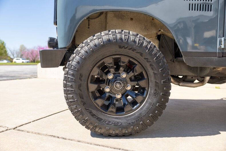 1983 Land Rover Santana