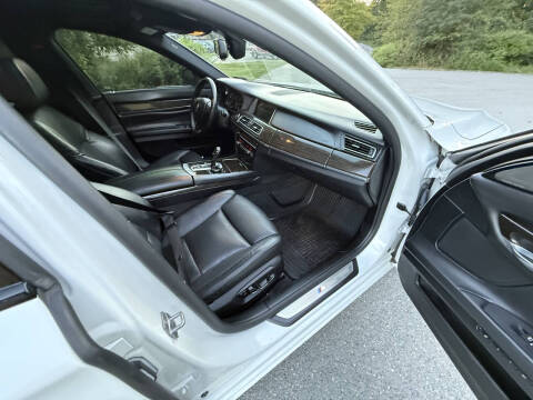 2015 BMW 7 Series 750i xDrive