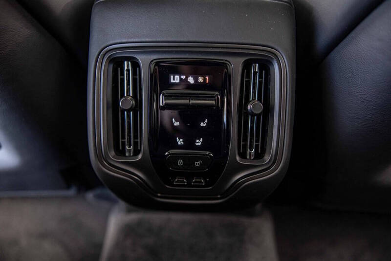 2026 Aston Martin DBX S