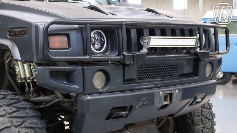 2003 HUMMER H2