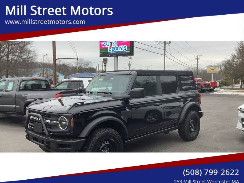 2021 Ford Bronco Black Diamond's photo