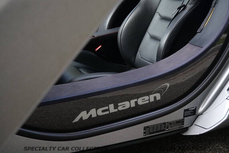 2012 McLaren MP4-12C