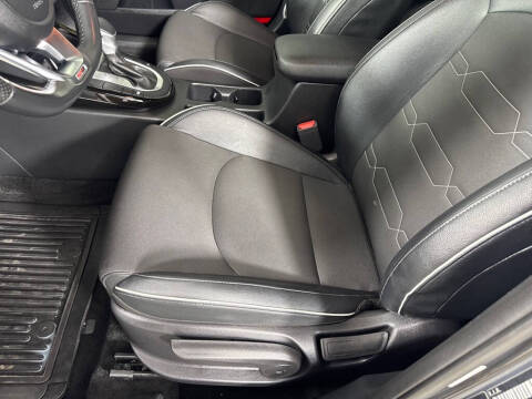 2022 Kia Forte GT Line