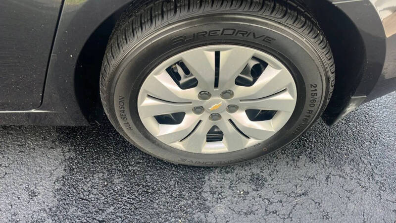 2013 Chevrolet Cruze LS Auto