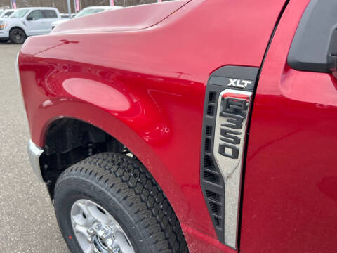 2025 Ford F-350 Super Duty XLT