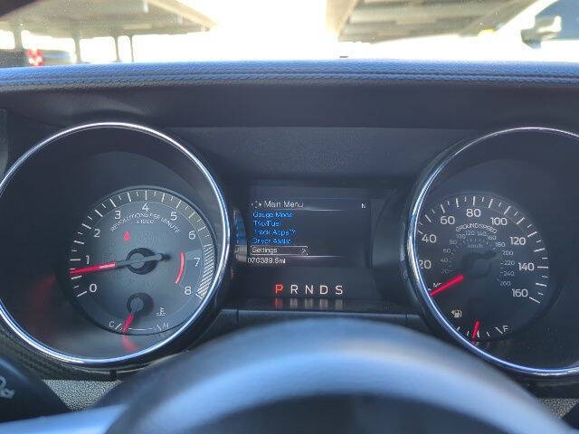 2017 Ford Mustang V6