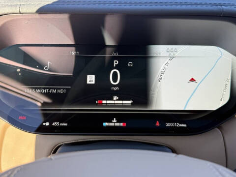 2025 Land Rover Range Rover P400 SE LWB