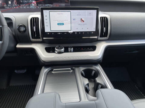 2027 Ford Expedition MAX Active