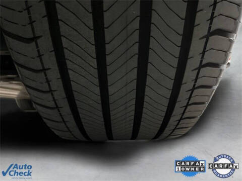 2024 Cadillac LYRIQ Luxury 1