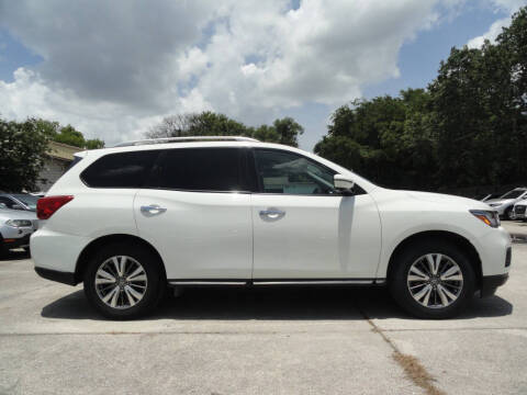 2020 Nissan Pathfinder SL