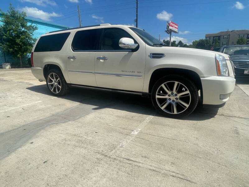 2013 Cadillac Escalade ESV Luxury