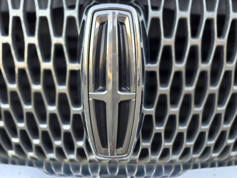 2018 Lincoln Navigator Black Label