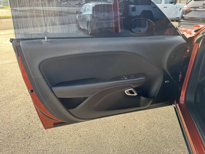 2023 Dodge Challenger SXT