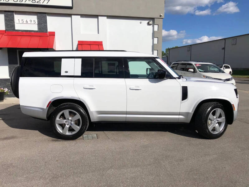 2023 Land Rover Defender 130 First Edition