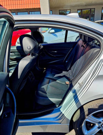 2015 BMW 3 Series 328i