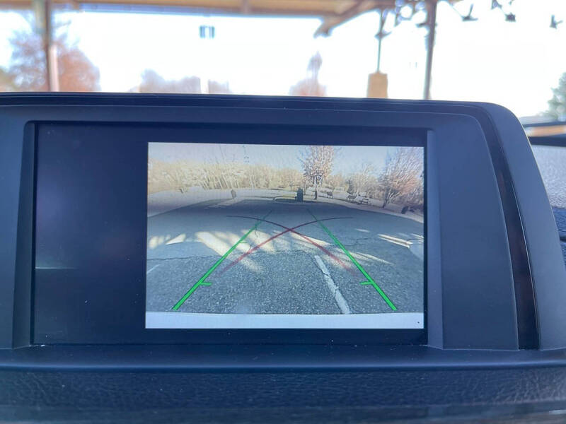 2018 BMW 3 Series 330i xDrive