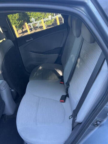 2017 Hyundai Accent Value Edition