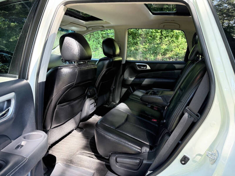 2015 Nissan Pathfinder Platinum