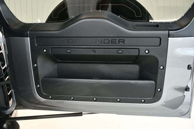 2023 Land Rover Defender 110 X