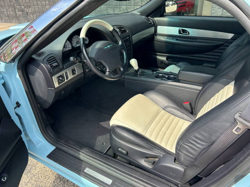 2003 Ford Thunderbird