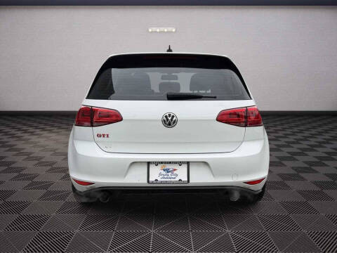 2016 Volkswagen Golf GTI