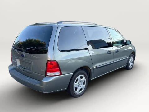 2004 Ford Freestar SE