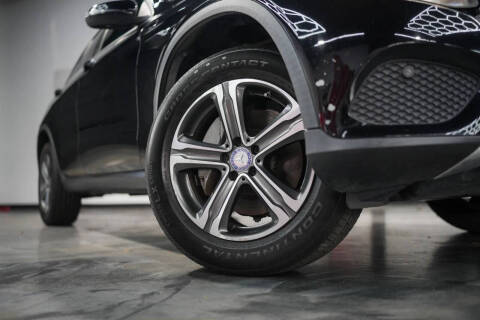 2017 Mercedes-Benz GLC GLC 300 4MATIC