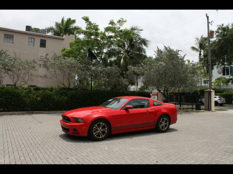 2014 Ford Mustang V6