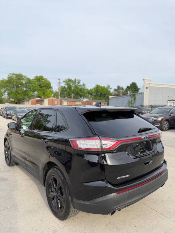 2018 Ford Edge SE