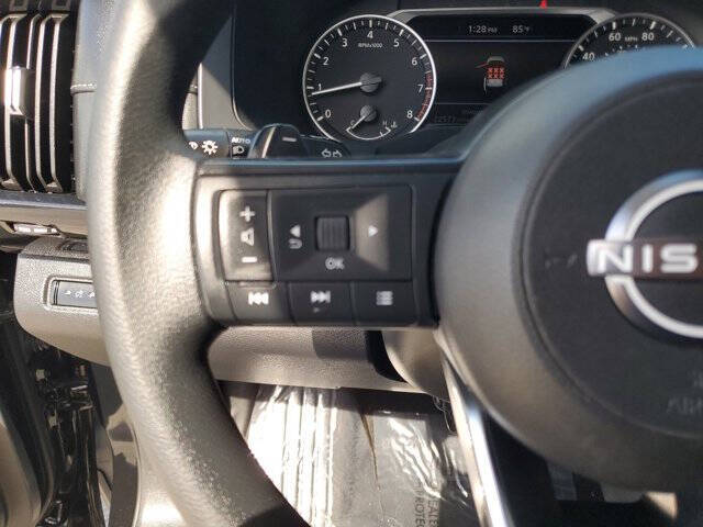 2023 Nissan Pathfinder S