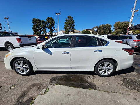 2014 Nissan Altima 2.5 SV