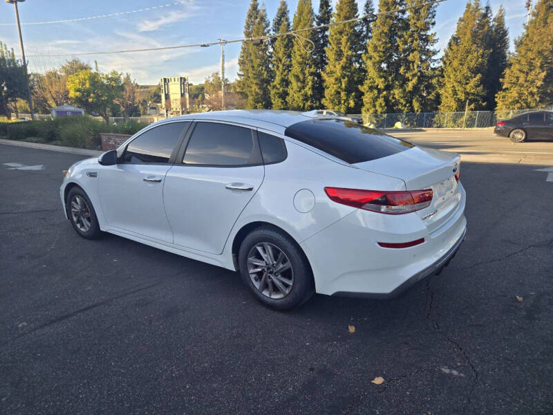 2020 Kia Optima LX