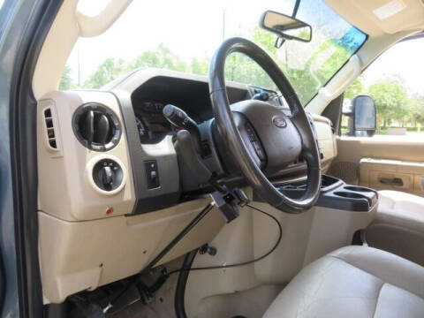 2013 Ford E-Series E-150 XLT