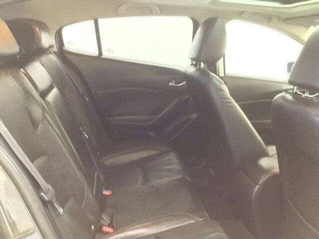 2016 Mazda MAZDA3 s Grand Touring